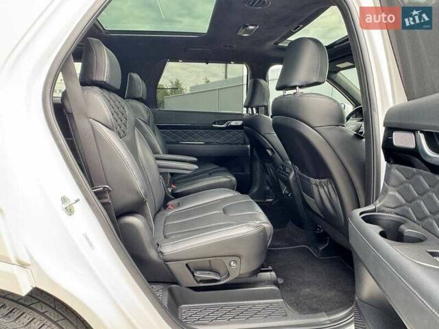 Белый Хендай Palisade, объемом двигателя 3.78 л и пробегом 21 тыс. км за 40000 $, фото 28 на Automoto.ua