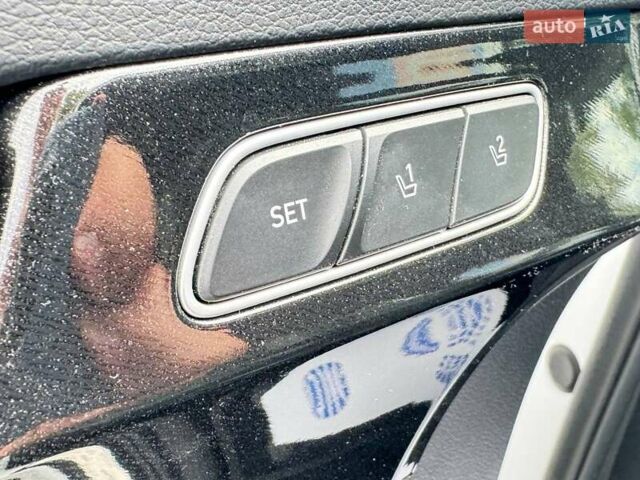 Белый Хендай Palisade, объемом двигателя 3.78 л и пробегом 21 тыс. км за 40000 $, фото 13 на Automoto.ua