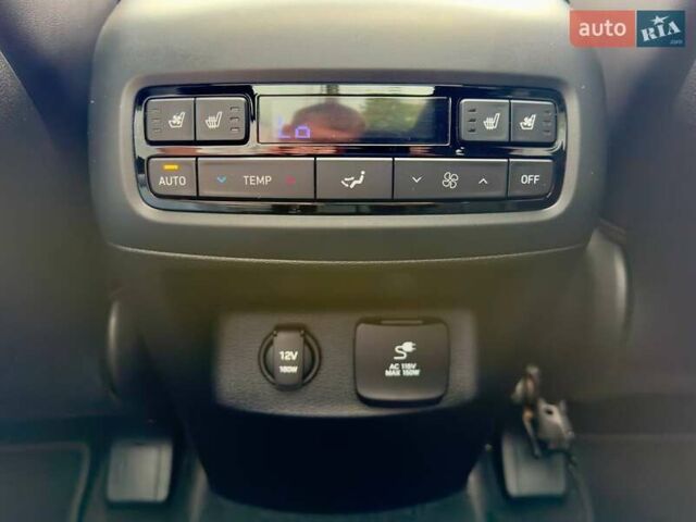 Белый Хендай Palisade, объемом двигателя 3.78 л и пробегом 21 тыс. км за 40000 $, фото 26 на Automoto.ua