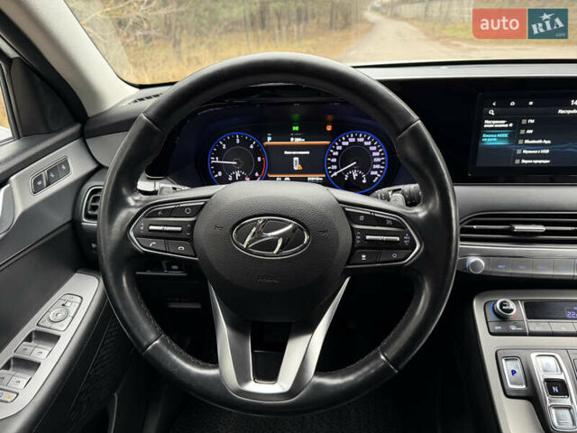 Білий Хендай Palisade, об'ємом двигуна 2.2 л та пробігом 212 тис. км за 31900 $, фото 12 на Automoto.ua