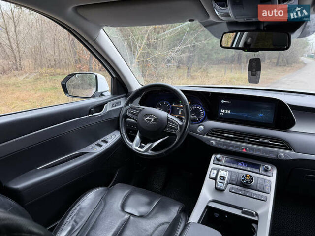 Білий Хендай Palisade, об'ємом двигуна 2.2 л та пробігом 212 тис. км за 31900 $, фото 26 на Automoto.ua