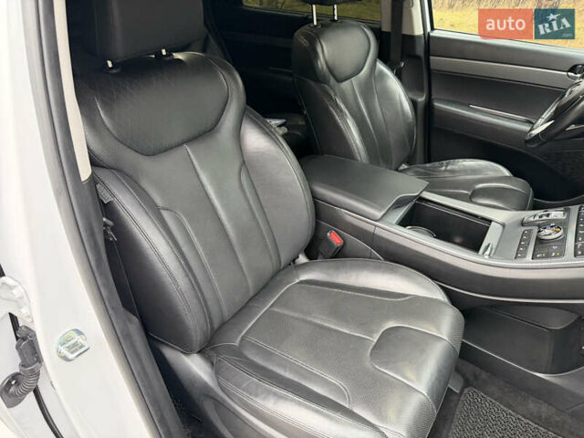 Білий Хендай Palisade, об'ємом двигуна 2.2 л та пробігом 212 тис. км за 31900 $, фото 5 на Automoto.ua