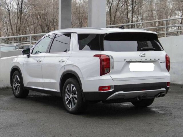Білий Хендай Palisade, об'ємом двигуна 2.2 л та пробігом 90 тис. км за 33000 $, фото 3 на Automoto.ua