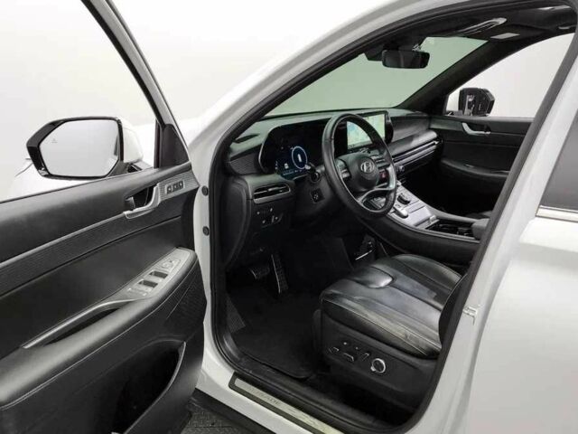 Белый Хендай Palisade, объемом двигателя 2.2 л и пробегом 26 тыс. км за 32000 $, фото 5 на Automoto.ua