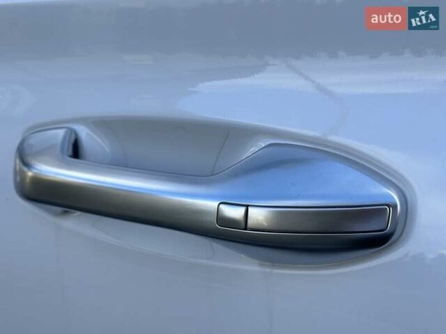 Белый Хендай Palisade, объемом двигателя 2.2 л и пробегом 58 тыс. км за 39000 $, фото 114 на Automoto.ua