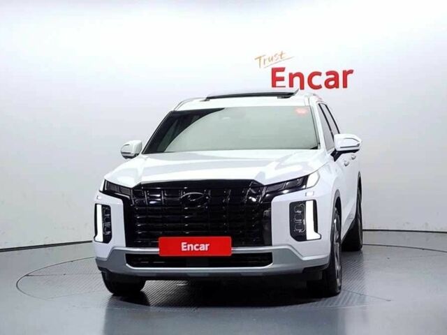 Белый Хендай Palisade, объемом двигателя 2.2 л и пробегом 26 тыс. км за 32000 $, фото 2 на Automoto.ua