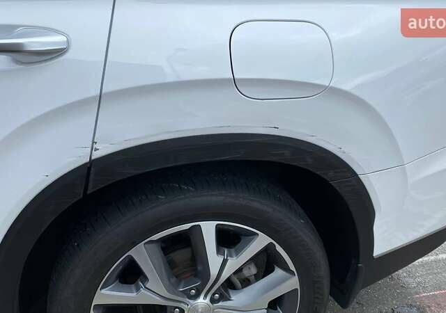 Белый Хендай Palisade, объемом двигателя 2.2 л и пробегом 99 тыс. км за 33500 $, фото 9 на Automoto.ua