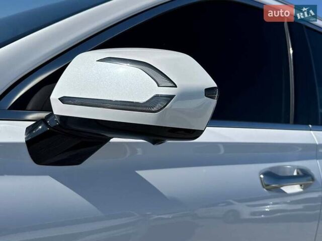 Белый Хендай Palisade, объемом двигателя 2.2 л и пробегом 90 тыс. км за 51500 $, фото 6 на Automoto.ua