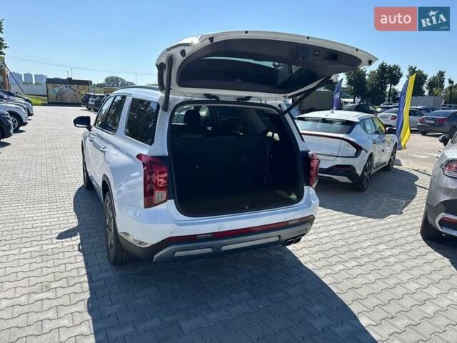 Белый Хендай Palisade, объемом двигателя 2.2 л и пробегом 90 тыс. км за 51500 $, фото 7 на Automoto.ua