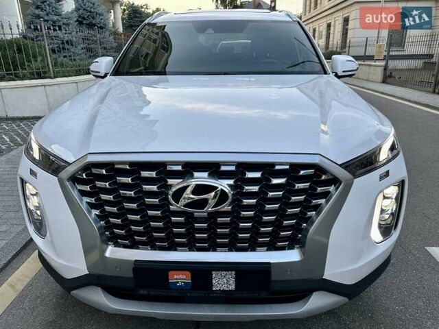 Белый Хендай Palisade, объемом двигателя 2.2 л и пробегом 58 тыс. км за 39000 $, фото 1 на Automoto.ua