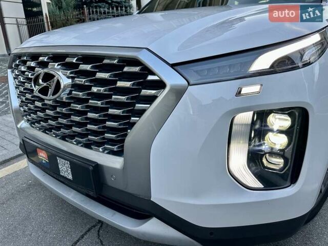 Белый Хендай Palisade, объемом двигателя 2.2 л и пробегом 58 тыс. км за 39000 $, фото 12 на Automoto.ua