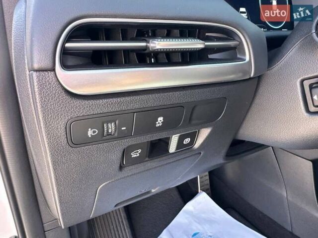 Белый Хендай Palisade, объемом двигателя 2.2 л и пробегом 90 тыс. км за 51500 $, фото 12 на Automoto.ua