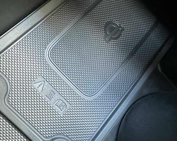 Белый Хендай Palisade, объемом двигателя 2.2 л и пробегом 58 тыс. км за 39000 $, фото 111 на Automoto.ua