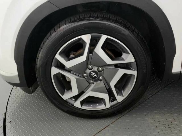 Белый Хендай Palisade, объемом двигателя 2.2 л и пробегом 26 тыс. км за 32000 $, фото 4 на Automoto.ua