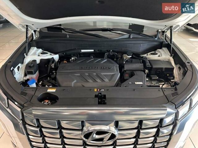 Белый Хендай Palisade, объемом двигателя 2.2 л и пробегом 33 тыс. км за 53900 $, фото 11 на Automoto.ua