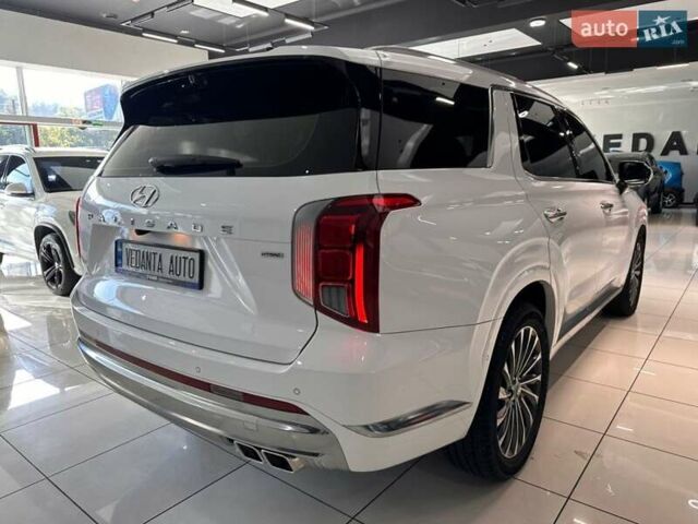 Белый Хендай Palisade, объемом двигателя 2.2 л и пробегом 33 тыс. км за 53900 $, фото 5 на Automoto.ua