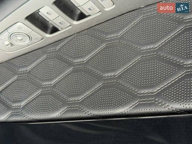 Черный Хендай Palisade, объемом двигателя 3.78 л и пробегом 121 тыс. км за 26900 $, фото 40 на Automoto.ua