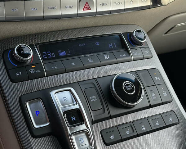 Черный Хендай Palisade, объемом двигателя 3.78 л и пробегом 66 тыс. км за 34000 $, фото 24 на Automoto.ua