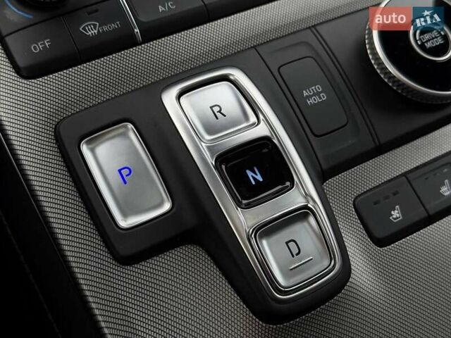 Черный Хендай Palisade, объемом двигателя 3.78 л и пробегом 121 тыс. км за 26900 $, фото 74 на Automoto.ua