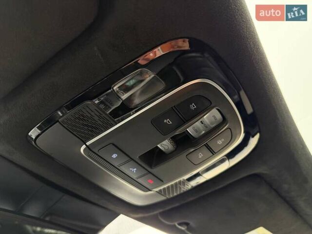 Черный Хендай Palisade, объемом двигателя 3.78 л и пробегом 121 тыс. км за 26900 $, фото 78 на Automoto.ua