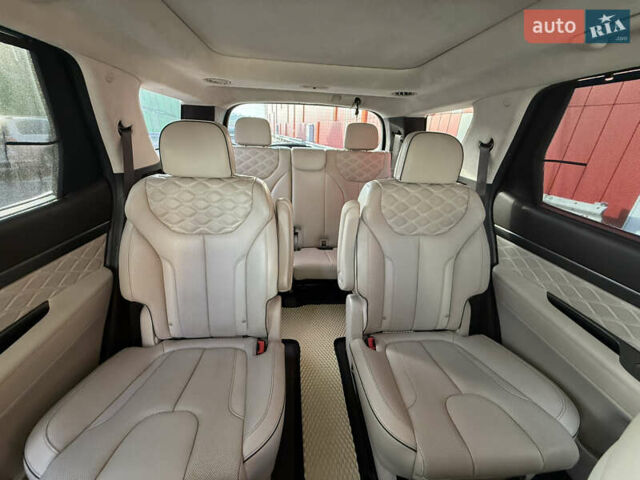 Черный Хендай Palisade, объемом двигателя 3.78 л и пробегом 66 тыс. км за 34000 $, фото 17 на Automoto.ua