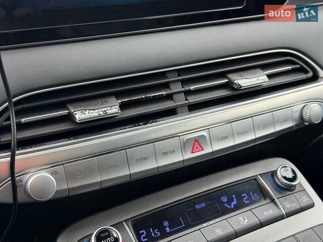 Черный Хендай Palisade, объемом двигателя 3.78 л и пробегом 121 тыс. км за 26900 $, фото 70 на Automoto.ua