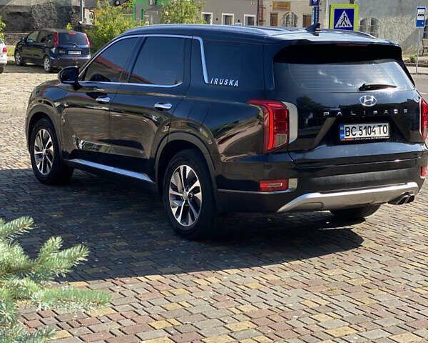 Черный Хендай Palisade, объемом двигателя 2.2 л и пробегом 125 тыс. км за 37900 $, фото 5 на Automoto.ua