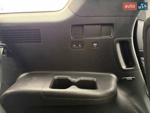 Черный Хендай Palisade, объемом двигателя 3.78 л и пробегом 121 тыс. км за 26900 $, фото 53 на Automoto.ua