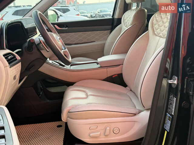 Черный Хендай Palisade, объемом двигателя 3.78 л и пробегом 66 тыс. км за 34000 $, фото 20 на Automoto.ua