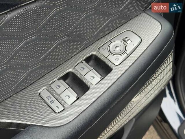 Черный Хендай Palisade, объемом двигателя 3.78 л и пробегом 121 тыс. км за 26900 $, фото 39 на Automoto.ua