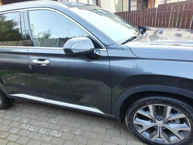 Черный Хендай Palisade, объемом двигателя 0 л и пробегом 89 тыс. км за 27900 $, фото 3 на Automoto.ua