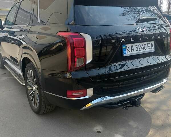 Черный Хендай Palisade, объемом двигателя 3.78 л и пробегом 100 тыс. км за 40000 $, фото 1 на Automoto.ua