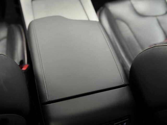 Черный Хендай Palisade, объемом двигателя 3.8 л и пробегом 121 тыс. км за 26900 $, фото 21 на Automoto.ua