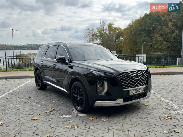 Черный Хендай Palisade, объемом двигателя 3.78 л и пробегом 85 тыс. км за 25555 $, фото 3 на Automoto.ua