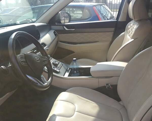 Черный Хендай Palisade, объемом двигателя 3.78 л и пробегом 100 тыс. км за 40000 $, фото 2 на Automoto.ua