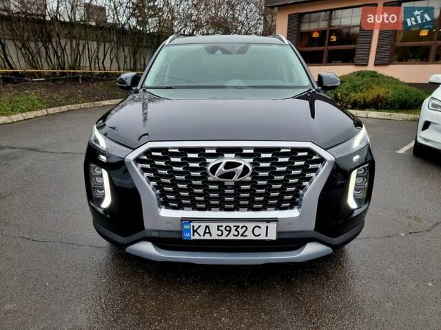 Черный Хендай Palisade, объемом двигателя 2.2 л и пробегом 107 тыс. км за 29900 $, фото 4 на Automoto.ua