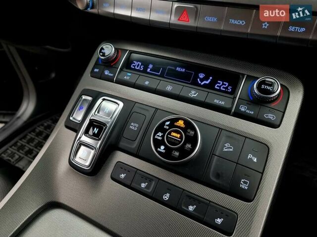 Черный Хендай Palisade, объемом двигателя 2.2 л и пробегом 107 тыс. км за 29900 $, фото 23 на Automoto.ua