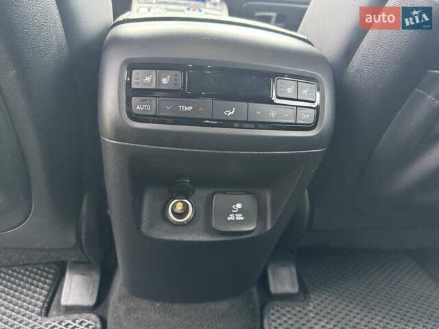 Чорний Хендай Palisade, об'ємом двигуна 3.78 л та пробігом 85 тис. км за 35000 $, фото 16 на Automoto.ua