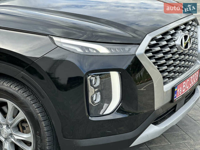 Черный Хендай Palisade, объемом двигателя 3.78 л и пробегом 143 тыс. км за 22300 $, фото 3 на Automoto.ua