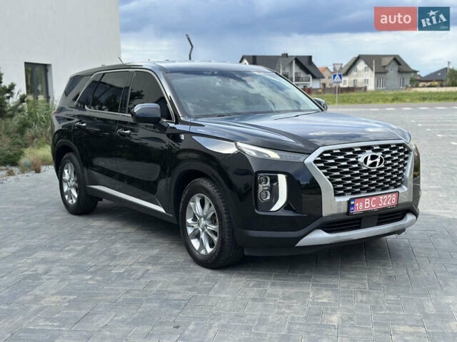 Черный Хендай Palisade, объемом двигателя 3.78 л и пробегом 143 тыс. км за 22300 $, фото 4 на Automoto.ua
