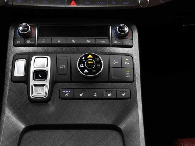 Чорний Хендай Palisade, об'ємом двигуна 2.2 л та пробігом 150 тис. км за 21957 $, фото 9 на Automoto.ua