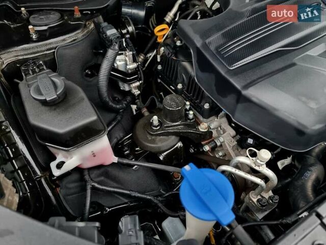 Черный Хендай Palisade, объемом двигателя 2.2 л и пробегом 107 тыс. км за 29900 $, фото 60 на Automoto.ua