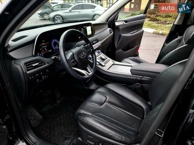 Черный Хендай Palisade, объемом двигателя 2.2 л и пробегом 107 тыс. км за 29900 $, фото 31 на Automoto.ua