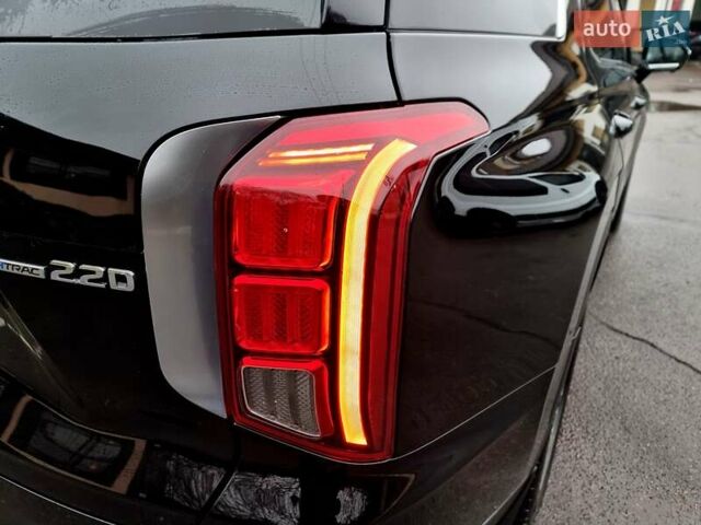 Черный Хендай Palisade, объемом двигателя 2.2 л и пробегом 107 тыс. км за 29900 $, фото 12 на Automoto.ua