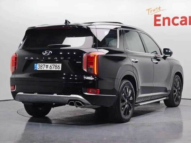 Черный Хендай Palisade, объемом двигателя 2.2 л и пробегом 45 тыс. км за 23000 $, фото 2 на Automoto.ua