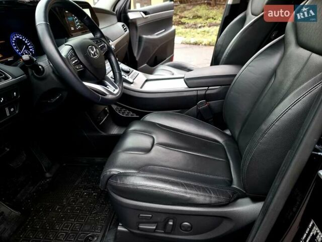 Черный Хендай Palisade, объемом двигателя 2.2 л и пробегом 107 тыс. км за 29900 $, фото 28 на Automoto.ua