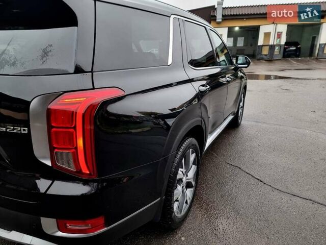 Черный Хендай Palisade, объемом двигателя 2.2 л и пробегом 107 тыс. км за 29900 $, фото 19 на Automoto.ua