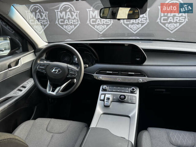 Черный Хендай Palisade, объемом двигателя 3.78 л и пробегом 144 тыс. км за 26700 $, фото 13 на Automoto.ua