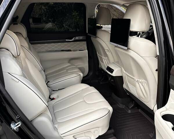 Черный Хендай Palisade, объемом двигателя 2.2 л и пробегом 25 тыс. км за 60014 $, фото 14 на Automoto.ua