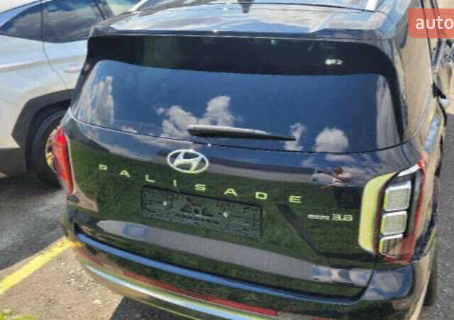 Черный Хендай Palisade, объемом двигателя 3.78 л и пробегом 15 тыс. км за 25000 $, фото 3 на Automoto.ua